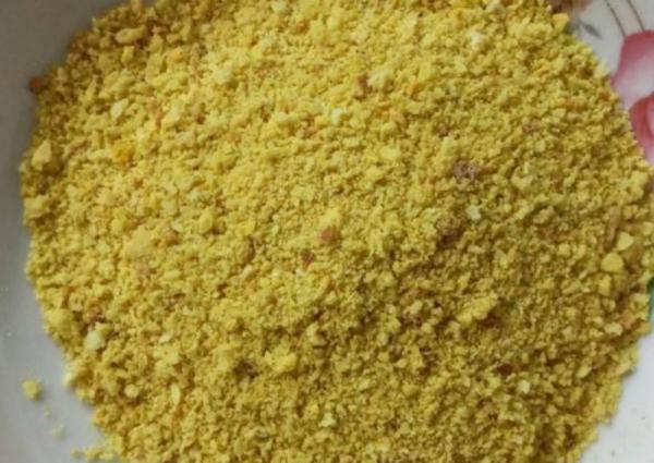 خرید عمده آرد سوخاری زرد